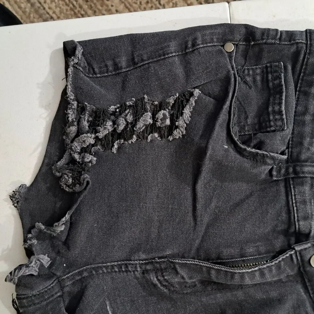 Shein Cut-Off Jean Shorts Women's Size: L 40/42  8/10 Black  Denim Stretch